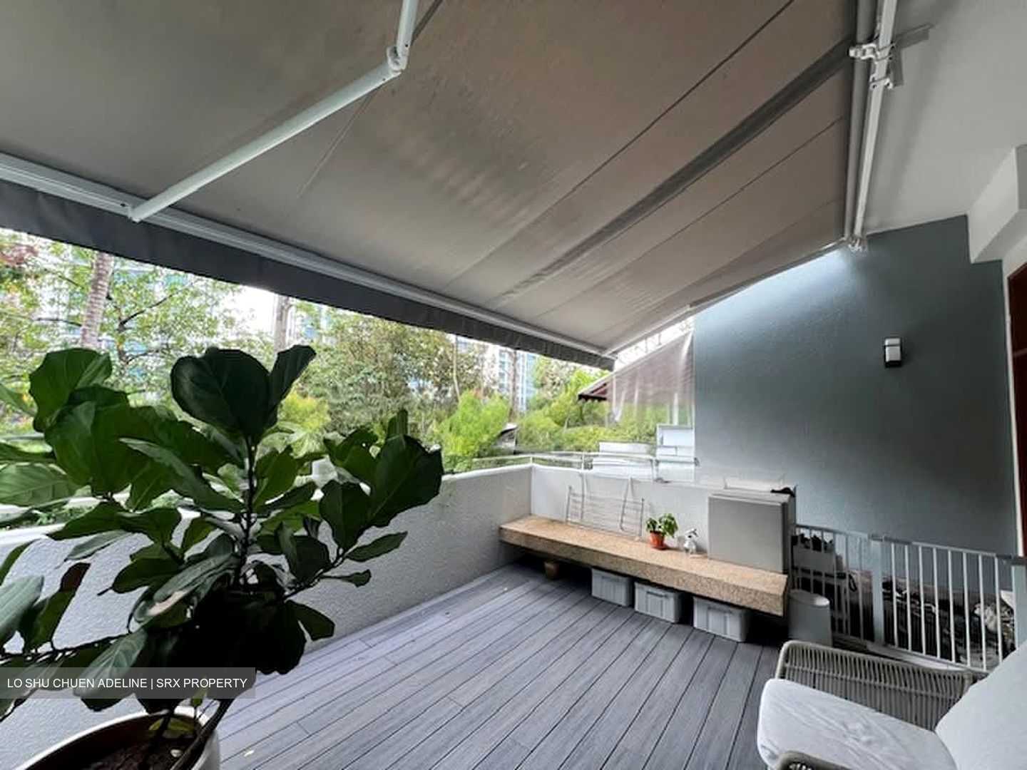 Delias (D18), Terrace #568596791